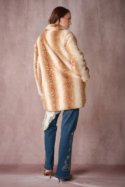 The Fawn & Fabulous Faux Fur Coat 🤎