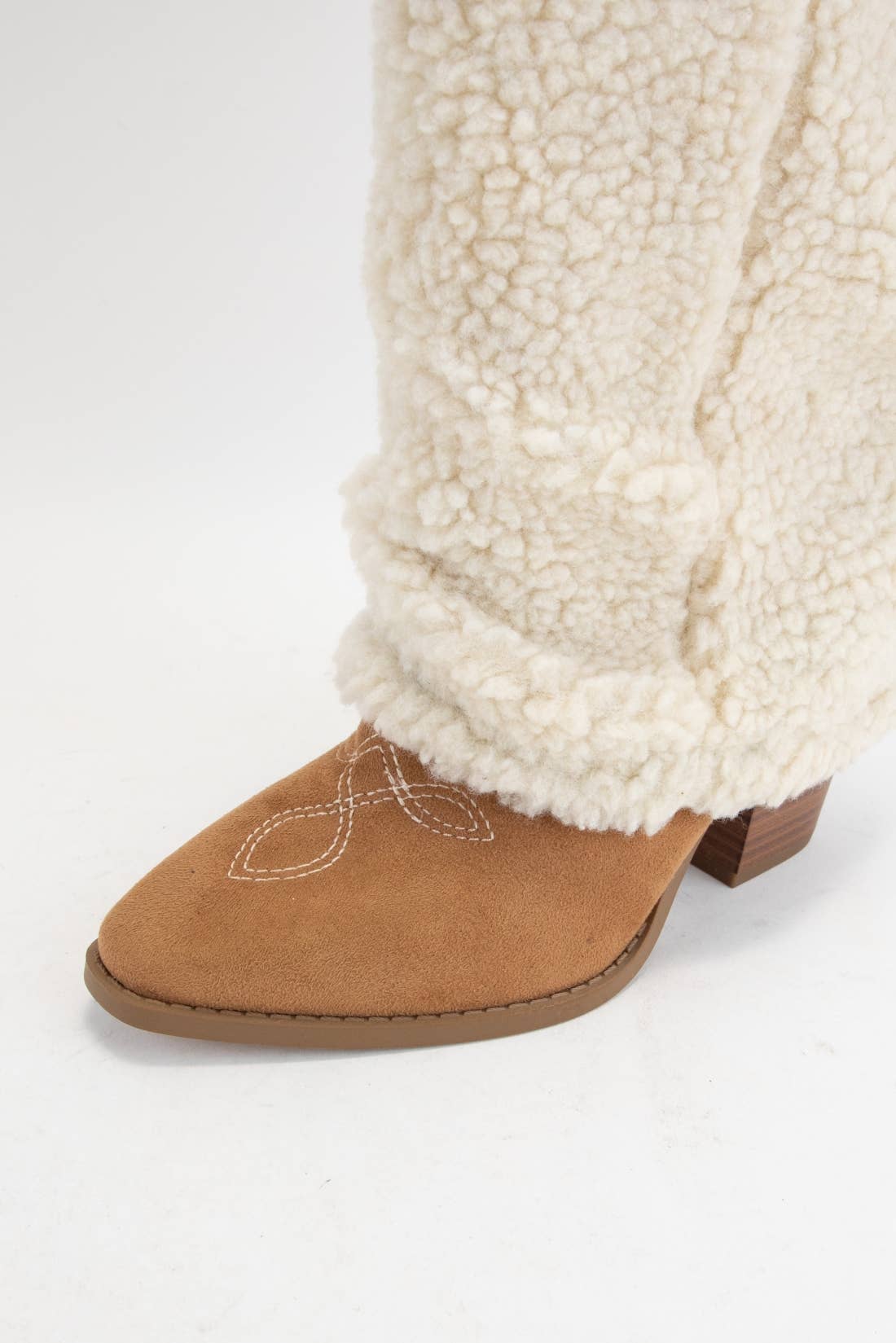 Boujee Cowgirl Slouchy Sherpa Boots (Tan)