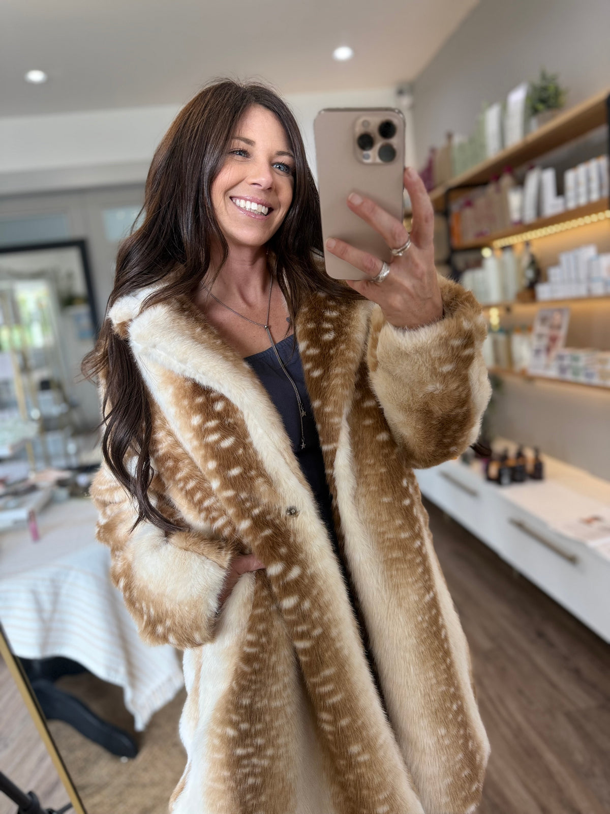 The Fawn & Fabulous Faux Fur Coat 🤎