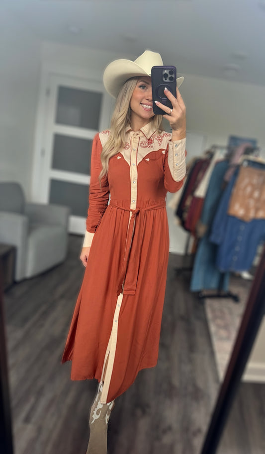 The Copper Canyon Western Maxi Dress by Panhandle🤎