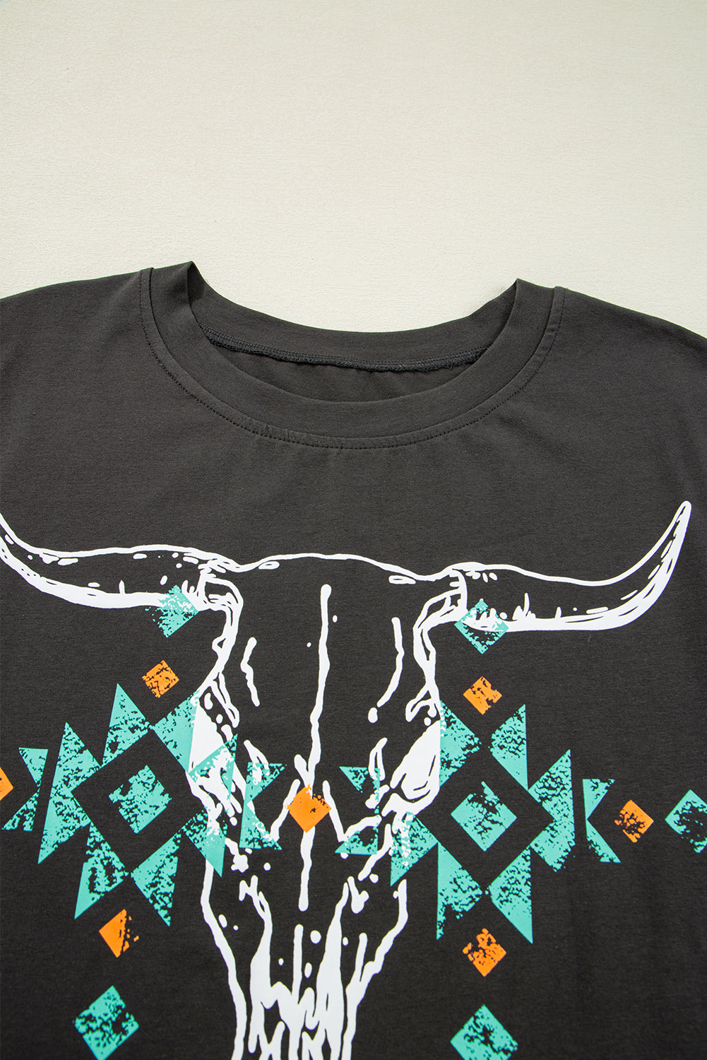 The Dakota Carbon Grey Bull Head Cropped Tee