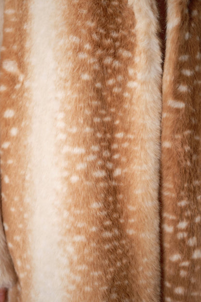 The Fawn & Fabulous Faux Fur Coat 🤎