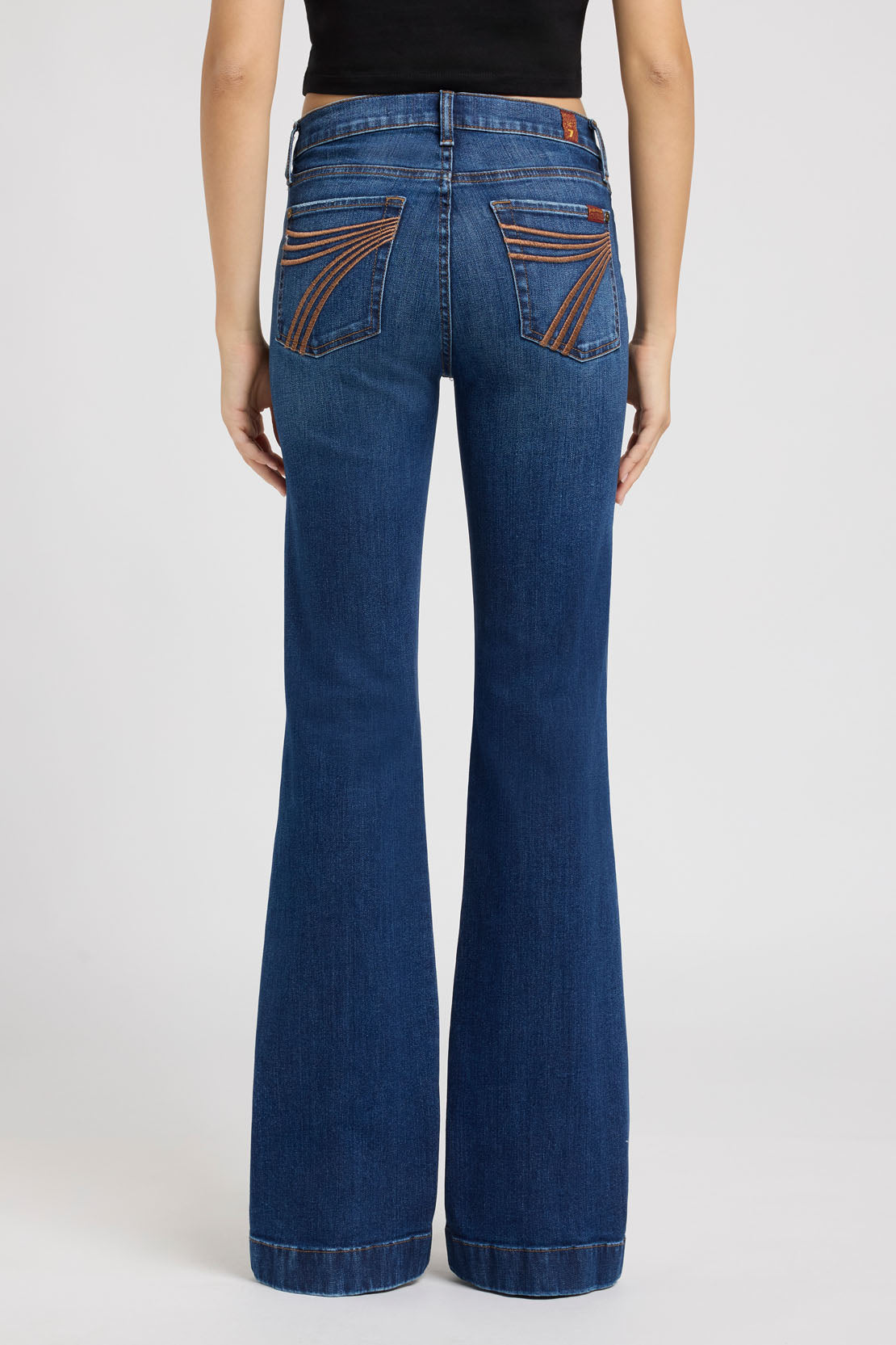 7 For All Mankind Dojo Tailorless Jeans – Loom